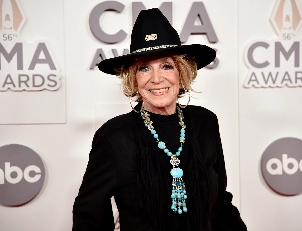 Jeannie Seely cause of death: 'Don't Touch Me' singer dies aged 85