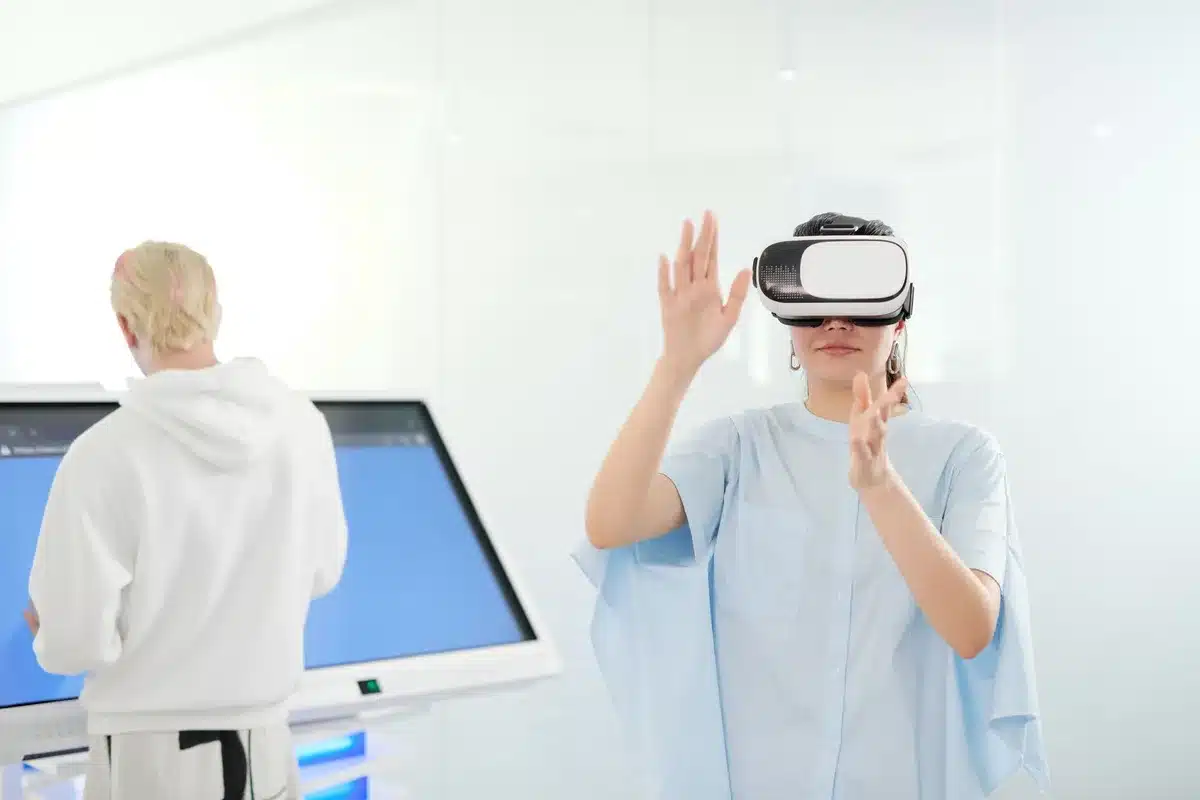 Display LCD ad alta risoluzione con pixel per visore VR