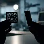 Apple Rivela: Il Nuovo Chip A20 Pro Raddoppia le Prestazioni dell'iPhone 16 Pro, Grafica Veloce del 40%!