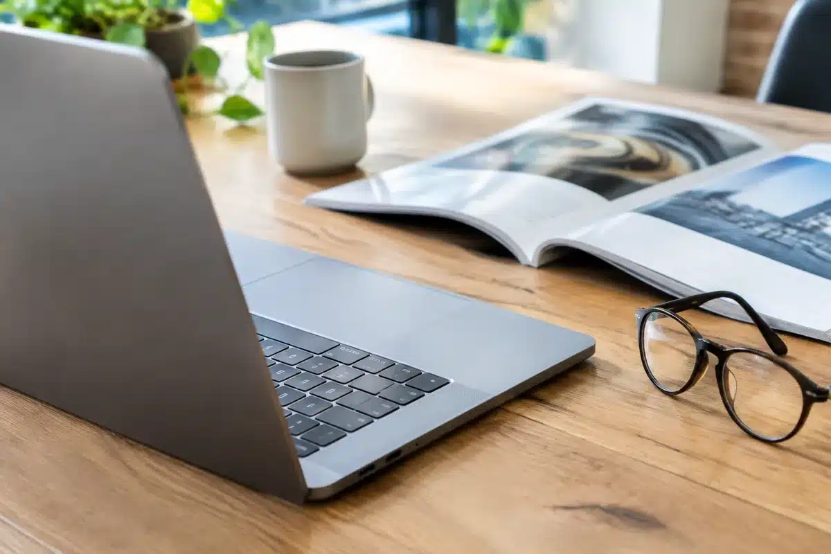 MacBook Pro 14: Apple aggiorna con chip M6 e Wi‑Fi più veloce